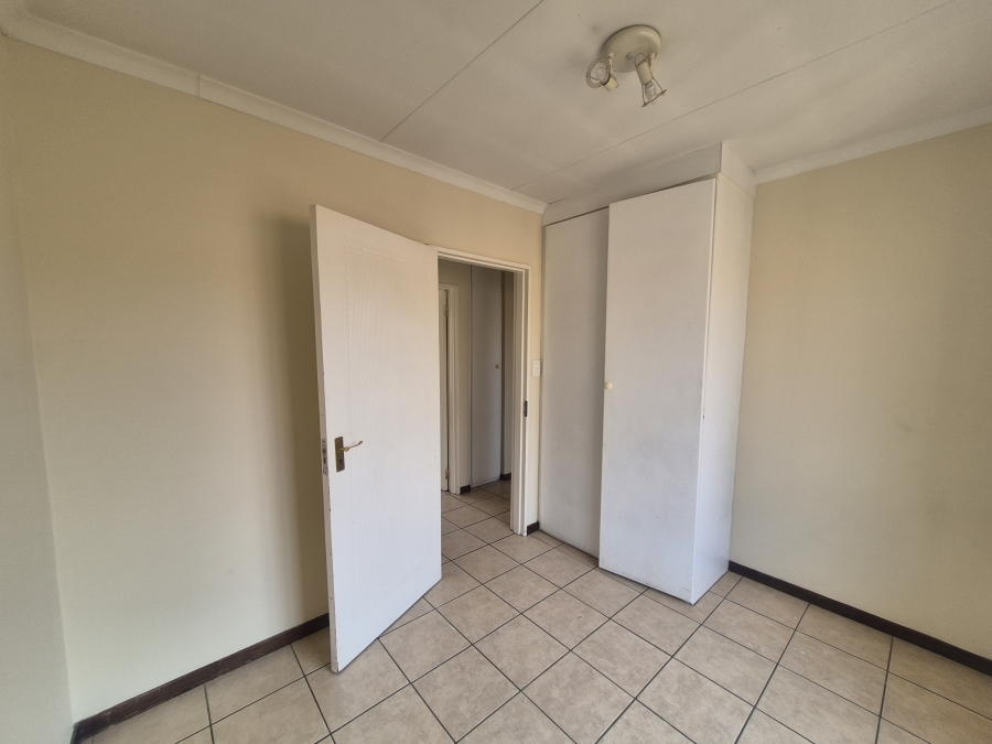 To Let 3 Bedroom Property for Rent in Noordwyk Gauteng