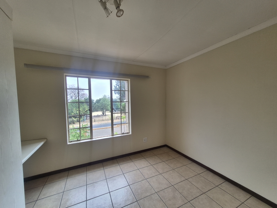 To Let 3 Bedroom Property for Rent in Noordwyk Gauteng