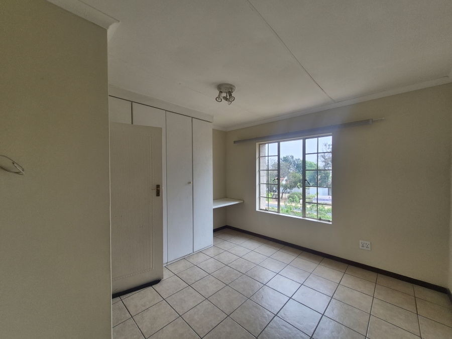 To Let 3 Bedroom Property for Rent in Noordwyk Gauteng
