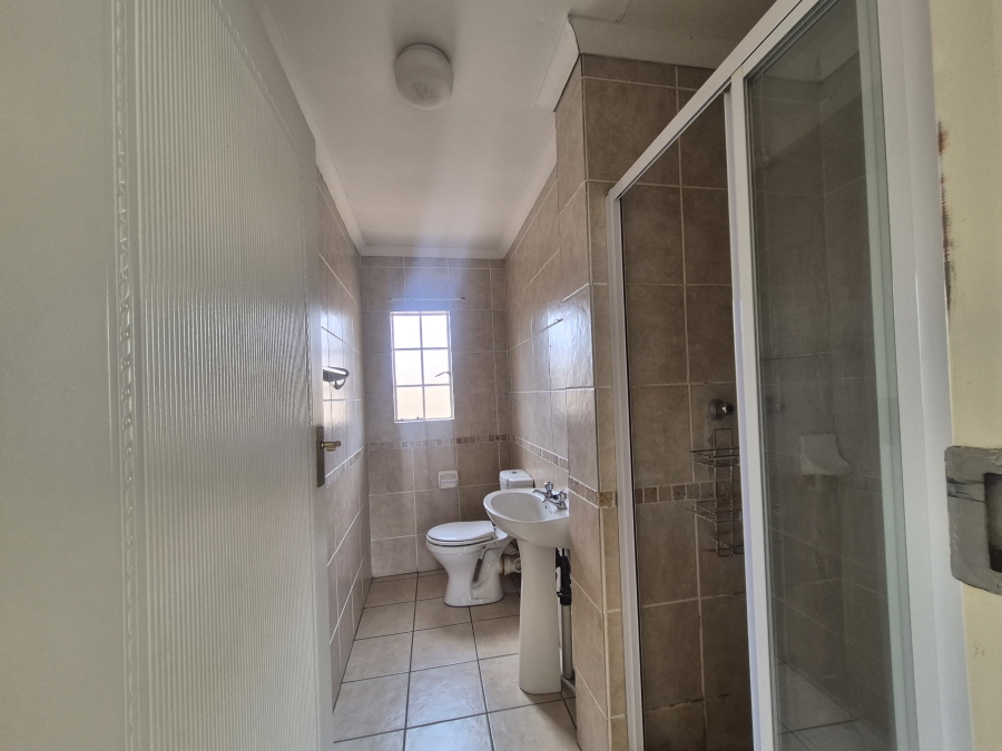 To Let 3 Bedroom Property for Rent in Noordwyk Gauteng