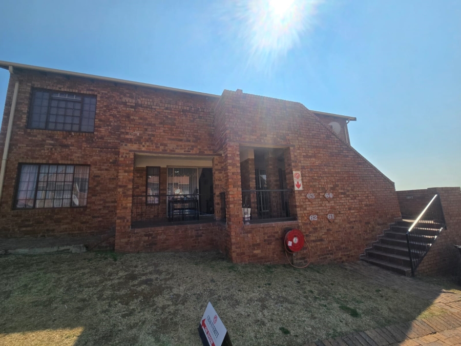 2 Bedroom Property for Sale in South Crest Gauteng