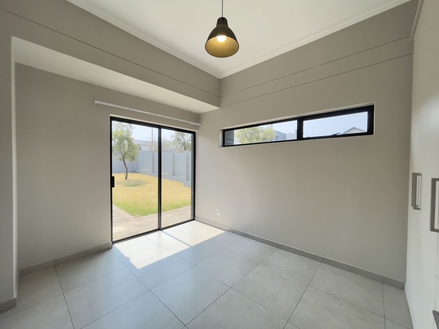 4 Bedroom Property for Sale in Midstream Estate Gauteng