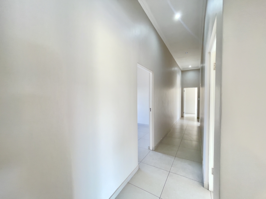4 Bedroom Property for Sale in Midstream Estate Gauteng