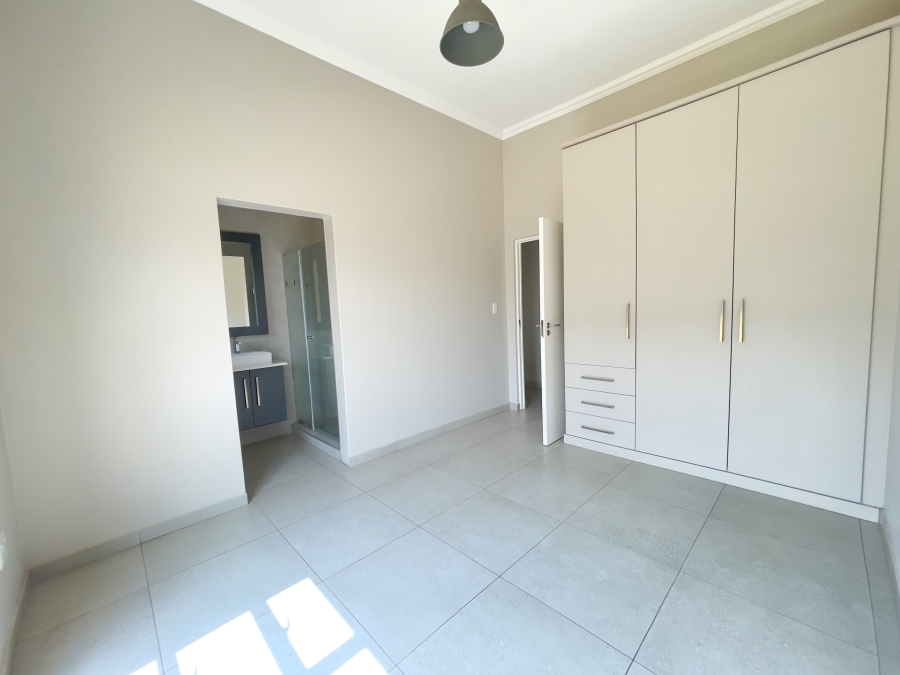 4 Bedroom Property for Sale in Midstream Estate Gauteng