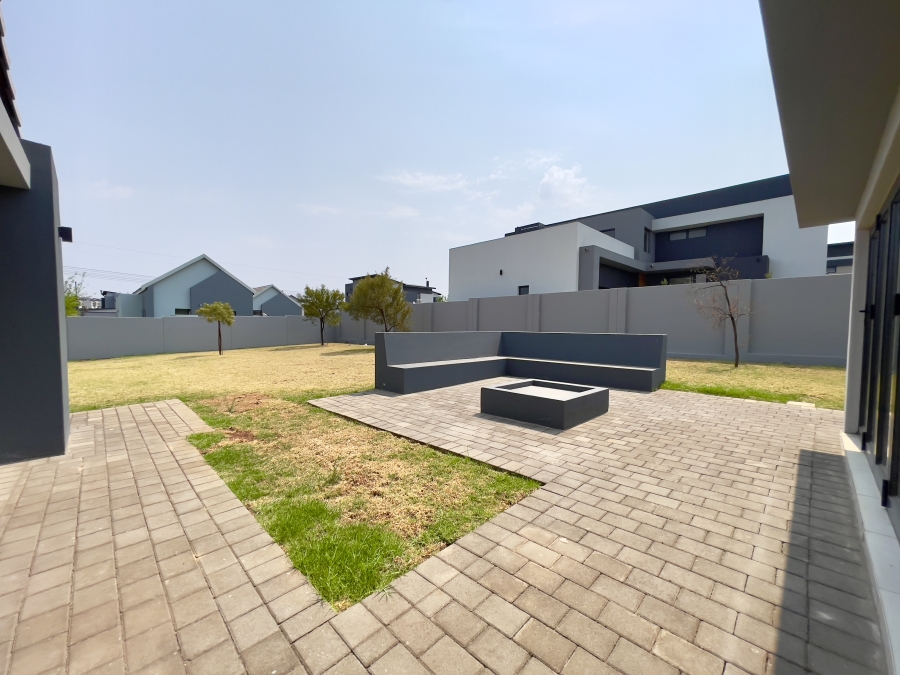4 Bedroom Property for Sale in Midstream Estate Gauteng