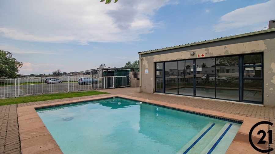 2 Bedroom Property for Sale in Brentwood Park Gauteng