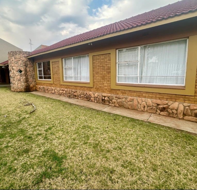 4 Bedroom Property for Sale in Dalpark Gauteng