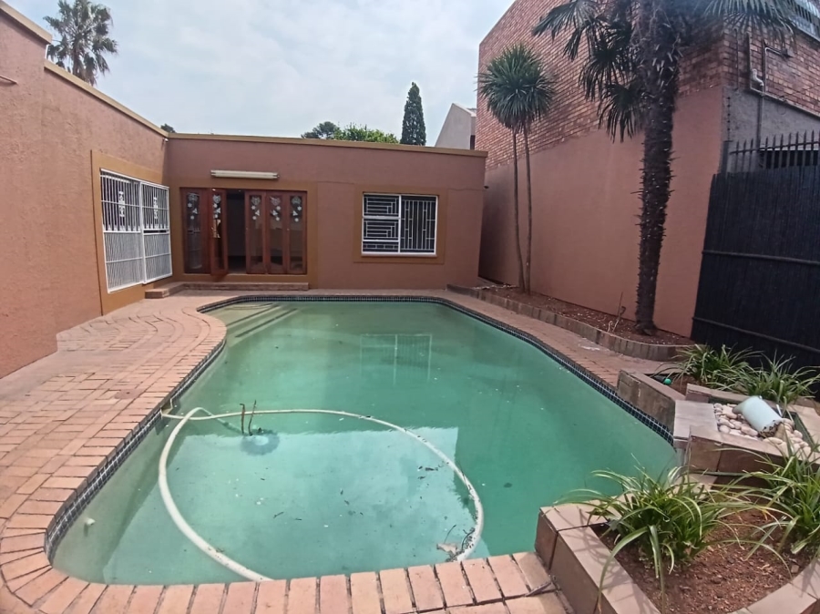 4 Bedroom Property for Sale in Dalpark Gauteng