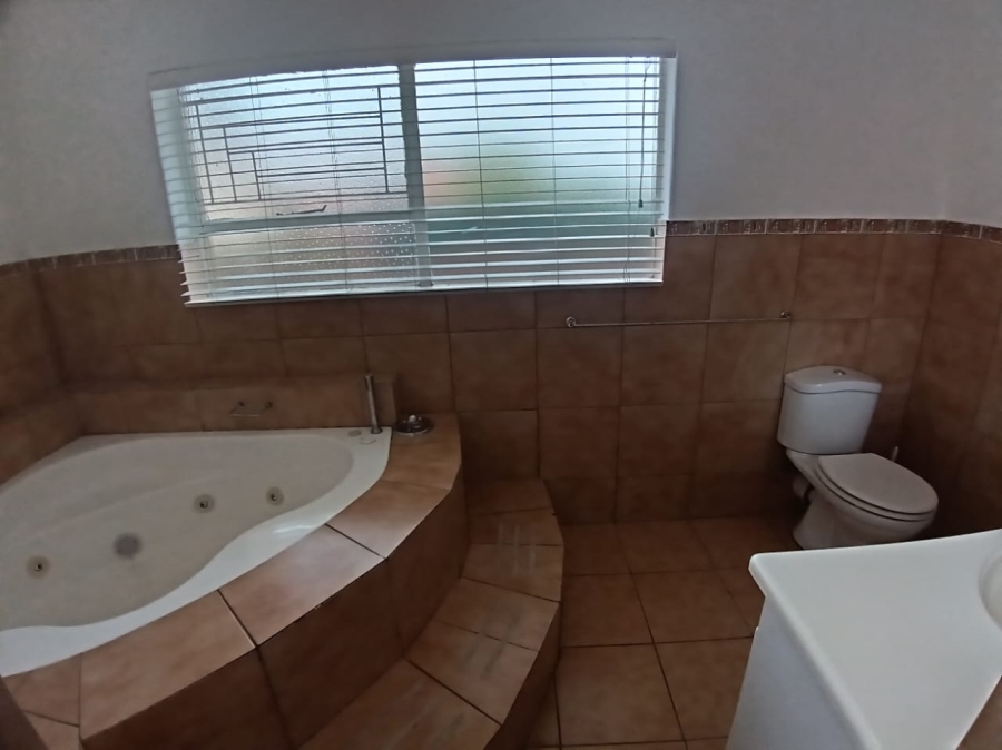 4 Bedroom Property for Sale in Dalpark Gauteng