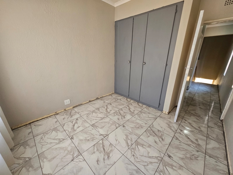 3 Bedroom Property for Sale in Brackendowns Gauteng