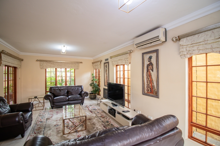 5 Bedroom Property for Sale in Kyalami Hills Gauteng