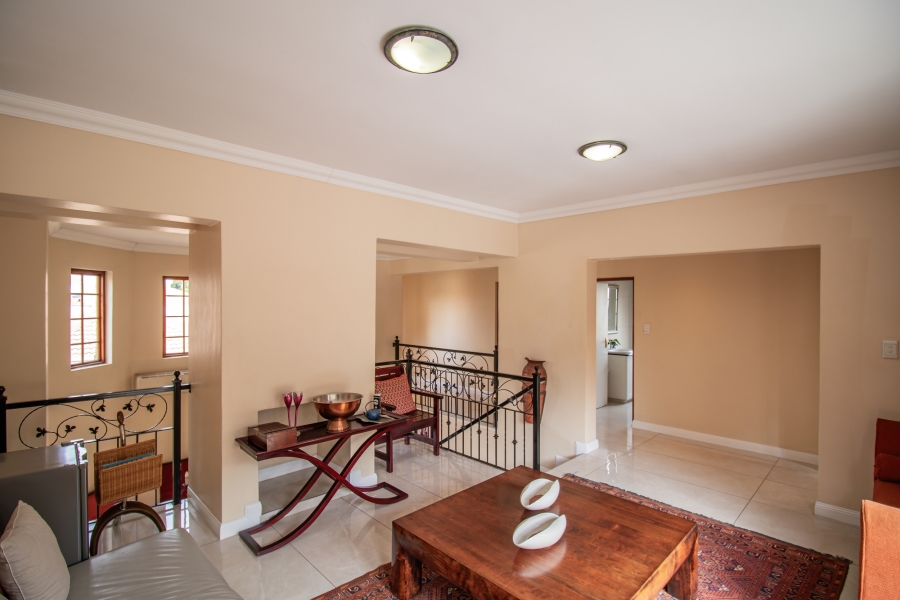 5 Bedroom Property for Sale in Kyalami Hills Gauteng