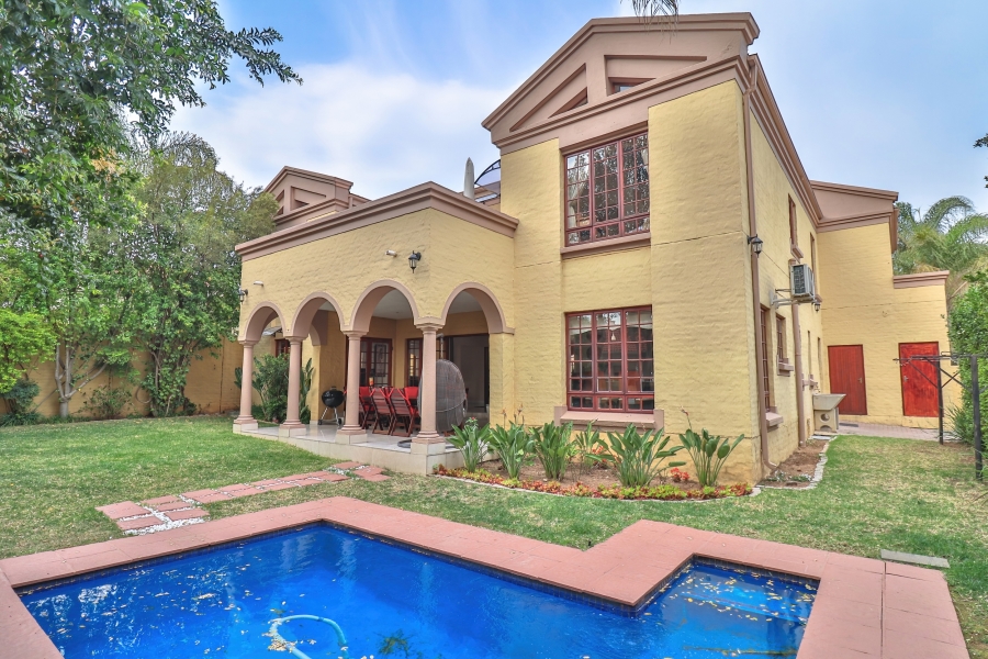 5 Bedroom Property for Sale in Kyalami Hills Gauteng