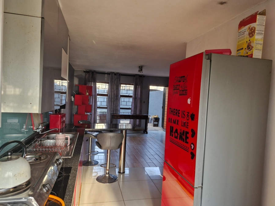 3 Bedroom Property for Sale in Birchleigh North Gauteng