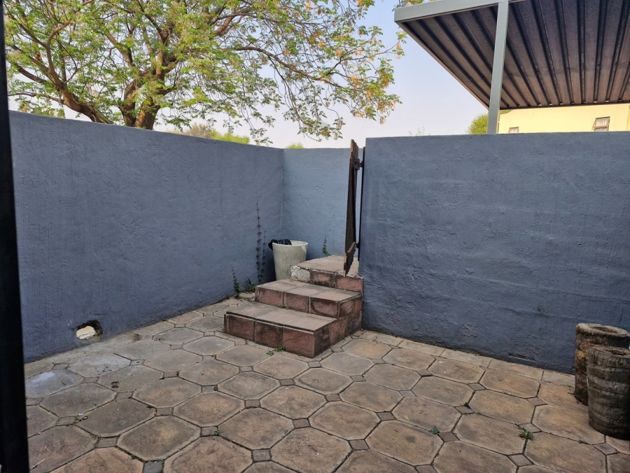 3 Bedroom Property for Sale in Birchleigh North Gauteng