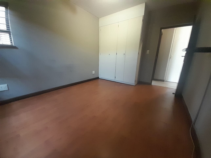 To Let 2 Bedroom Property for Rent in Honeydew Grove Gauteng