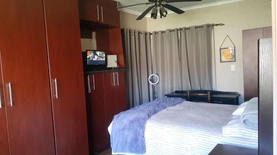 3 Bedroom Property for Sale in Vanderbijlpark CW 1 Gauteng