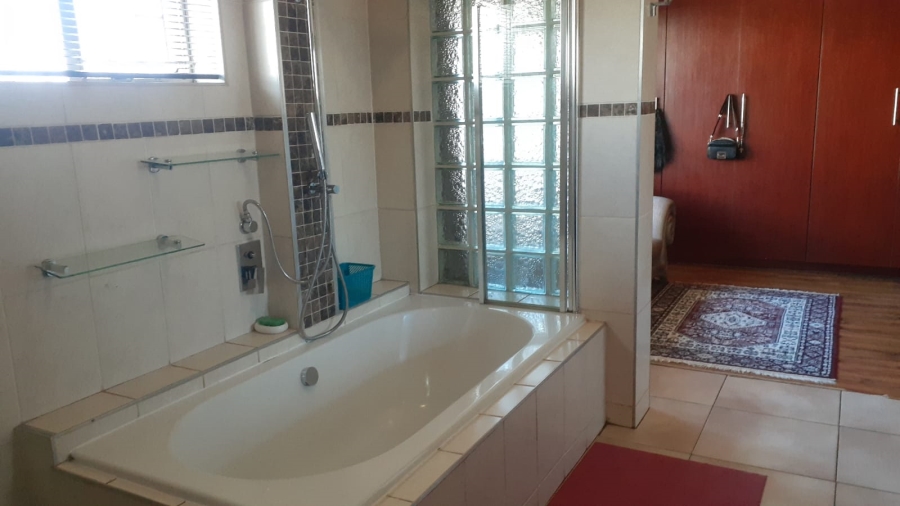 3 Bedroom Property for Sale in Vanderbijlpark CW 1 Gauteng