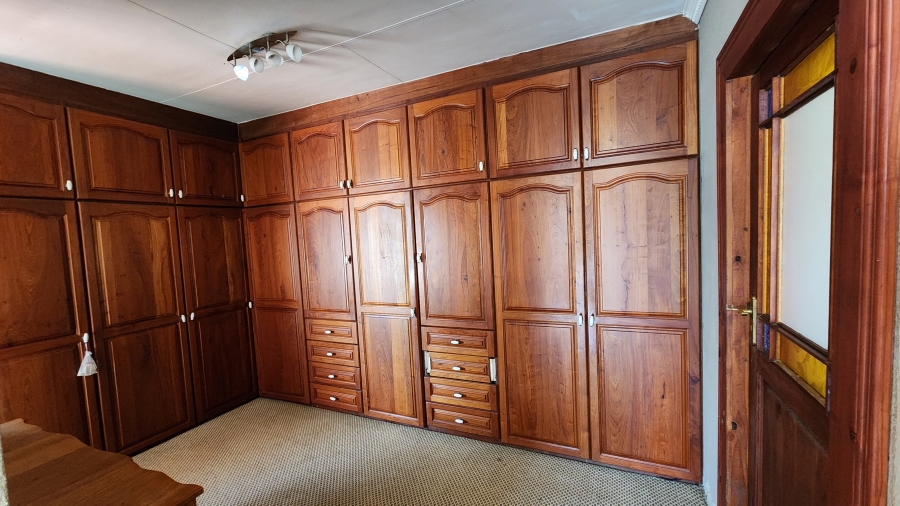 3 Bedroom Property for Sale in Noycedale Gauteng
