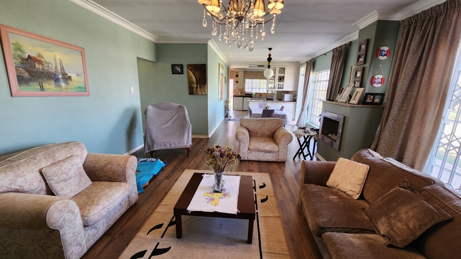 3 Bedroom Property for Sale in Noycedale Gauteng