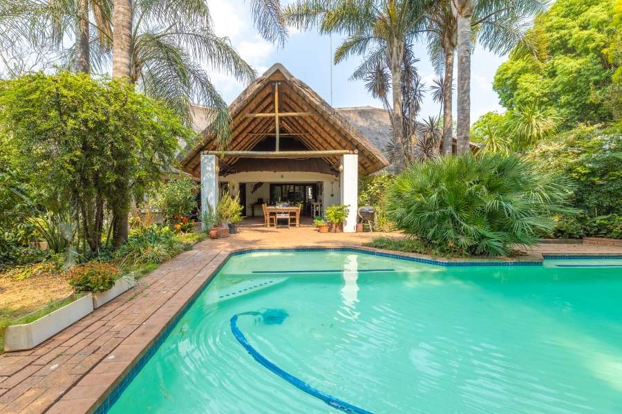 6 Bedroom Property for Sale in Bryanston Gauteng
