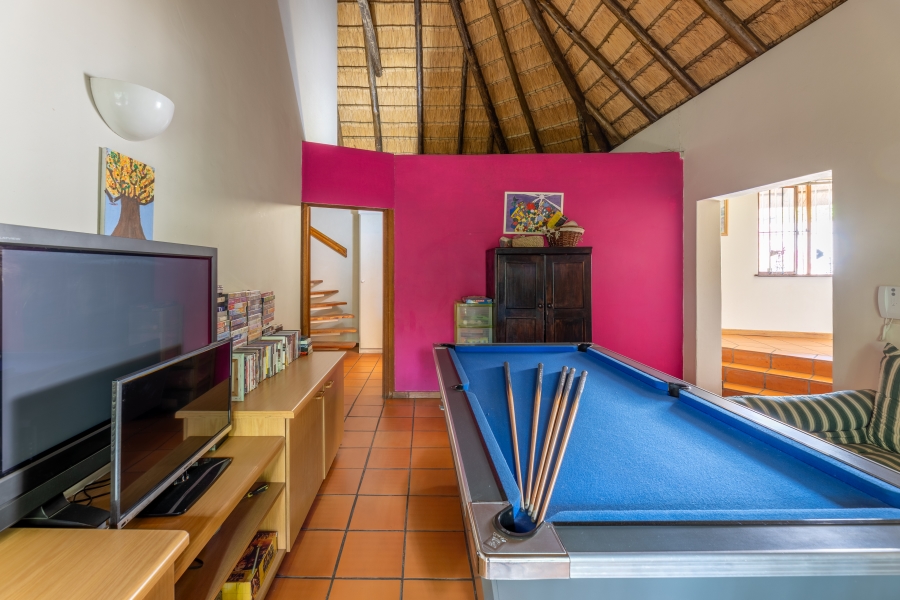 6 Bedroom Property for Sale in Bryanston Gauteng