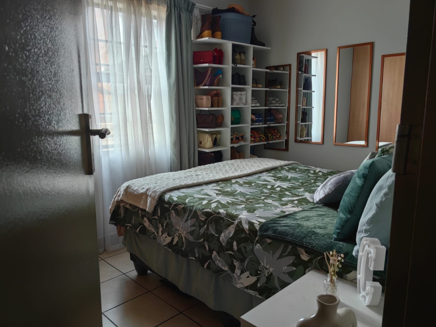 2 Bedroom Property for Sale in Kibler Park Gauteng