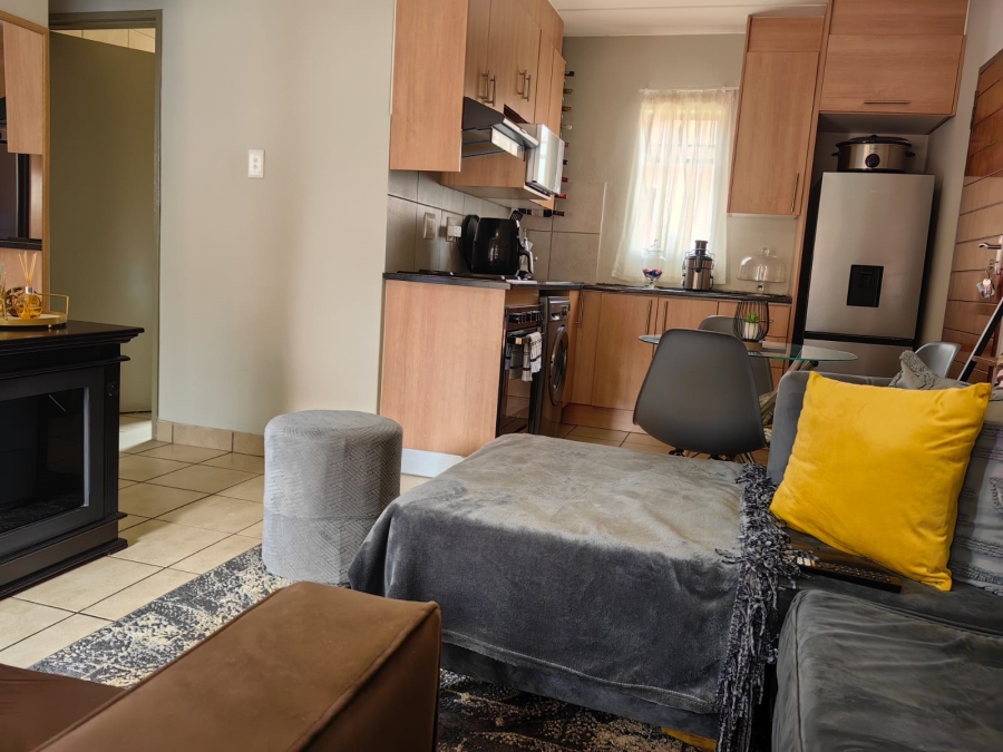 2 Bedroom Property for Sale in Kibler Park Gauteng