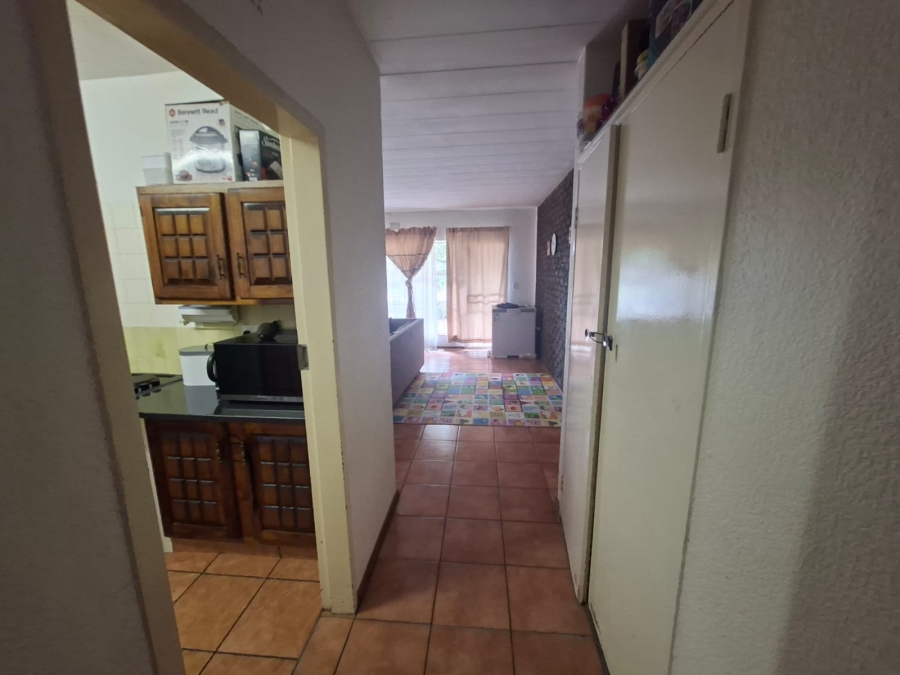 1 Bedroom Property for Sale in Lewisham Gauteng
