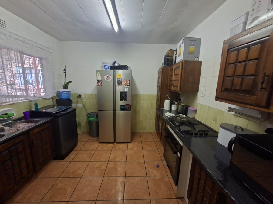 1 Bedroom Property for Sale in Lewisham Gauteng