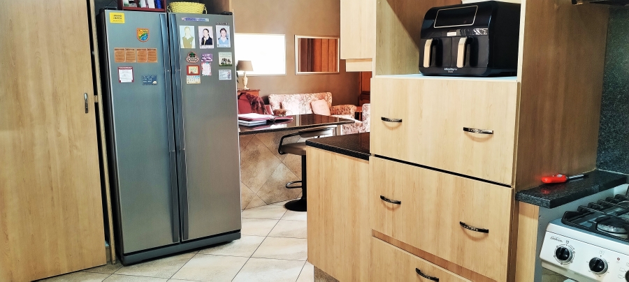 4 Bedroom Property for Sale in Rant En Dal Gauteng