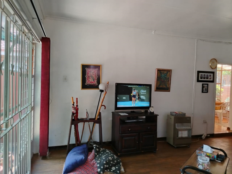 4 Bedroom Property for Sale in Three Rivers Proper Gauteng