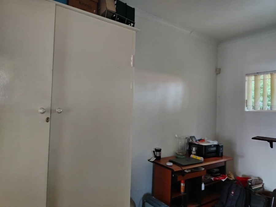 4 Bedroom Property for Sale in Three Rivers Proper Gauteng