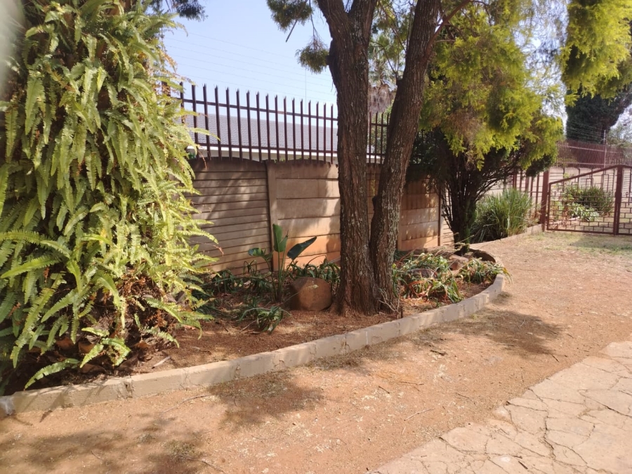 3 Bedroom Property for Sale in Vanderbijlpark SE 6 Gauteng