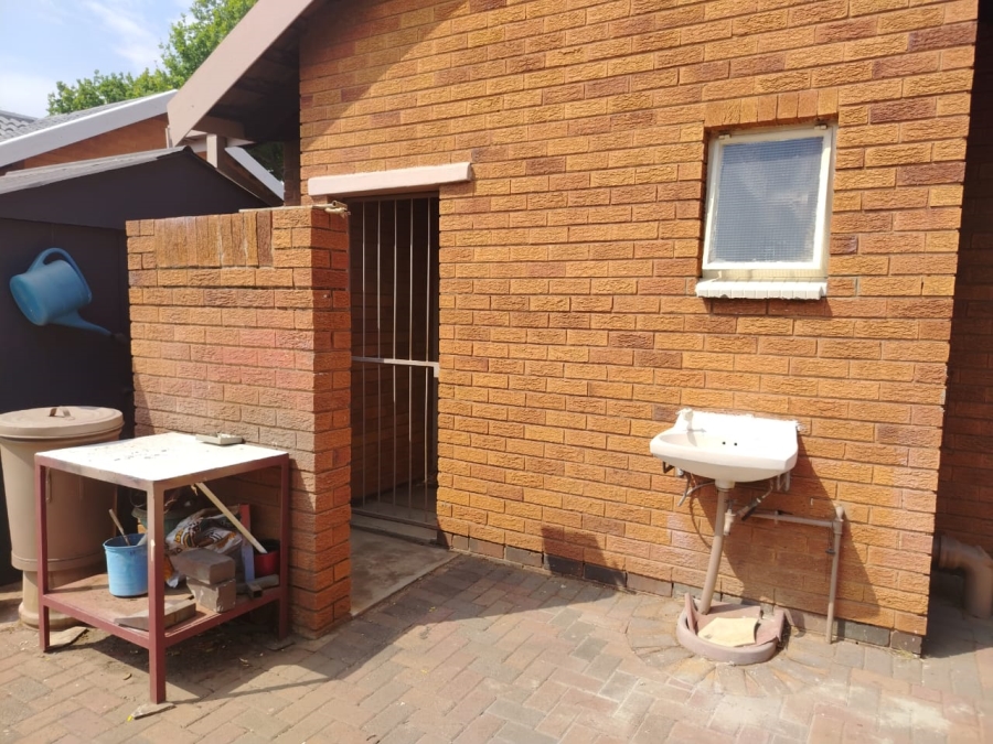 3 Bedroom Property for Sale in Vanderbijlpark SE 6 Gauteng