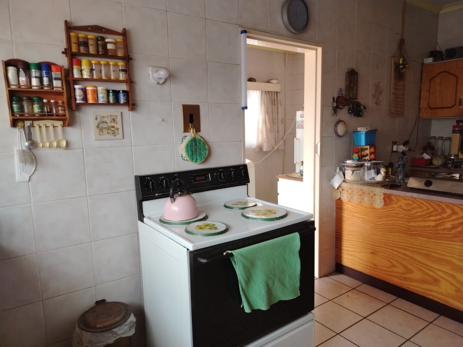 3 Bedroom Property for Sale in Vanderbijlpark SE 6 Gauteng