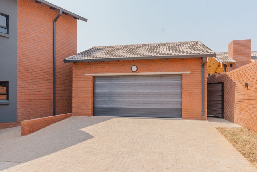 To Let 3 Bedroom Property for Rent in Olympus AH Gauteng