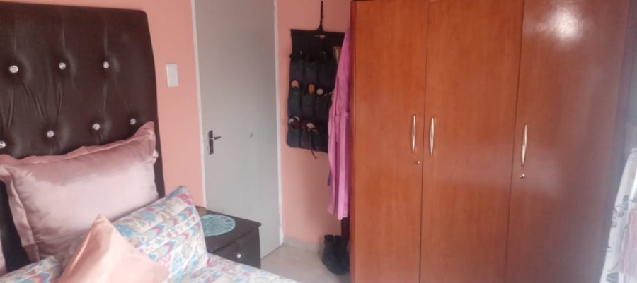 5 Bedroom Property for Sale in Savanna City Gauteng