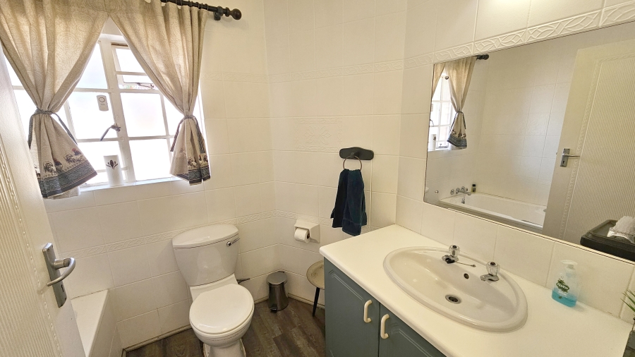 2 Bedroom Property for Sale in Moreleta Park Gauteng