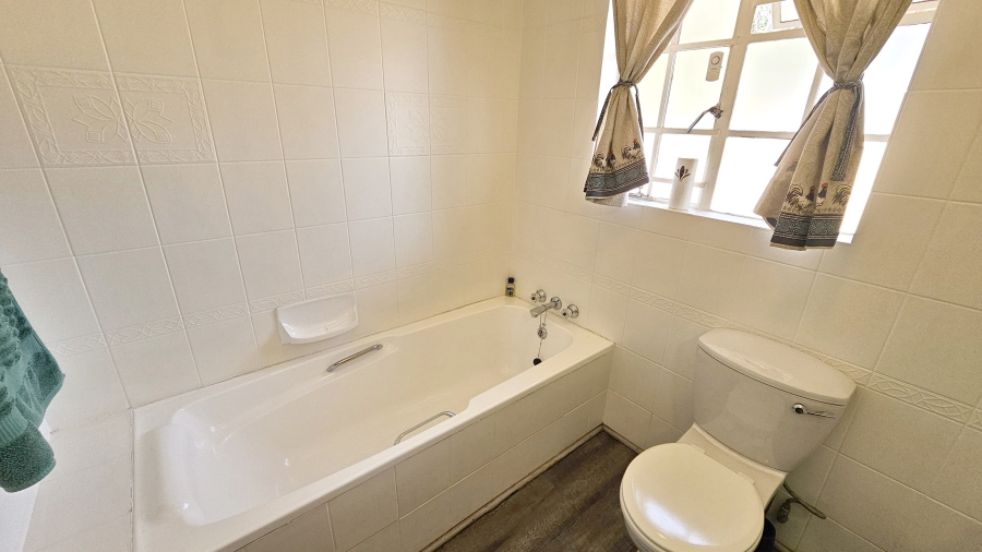 2 Bedroom Property for Sale in Moreleta Park Gauteng