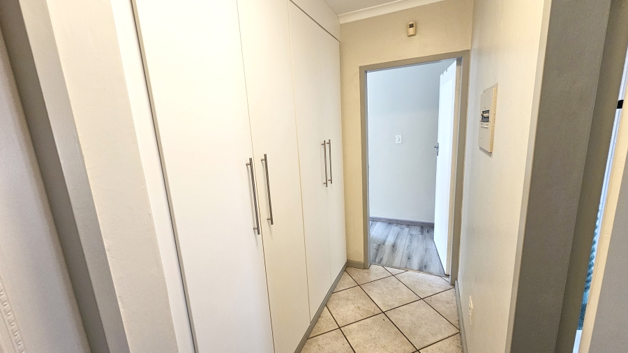 2 Bedroom Property for Sale in Moreleta Park Gauteng