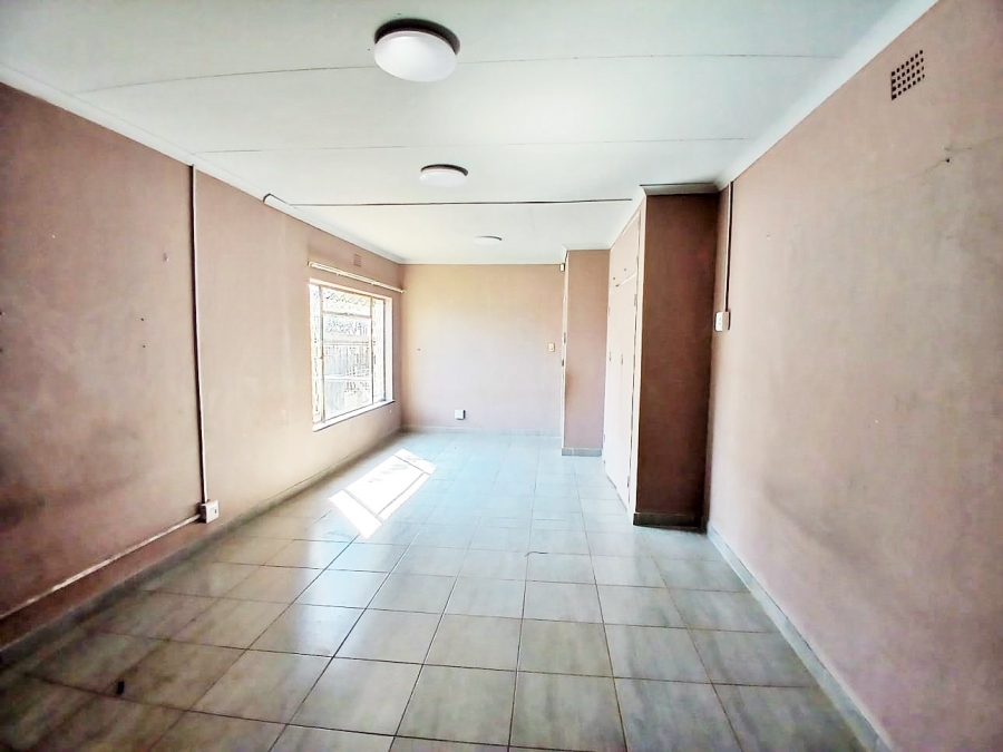 4 Bedroom Property for Sale in Dan Pienaarville Gauteng