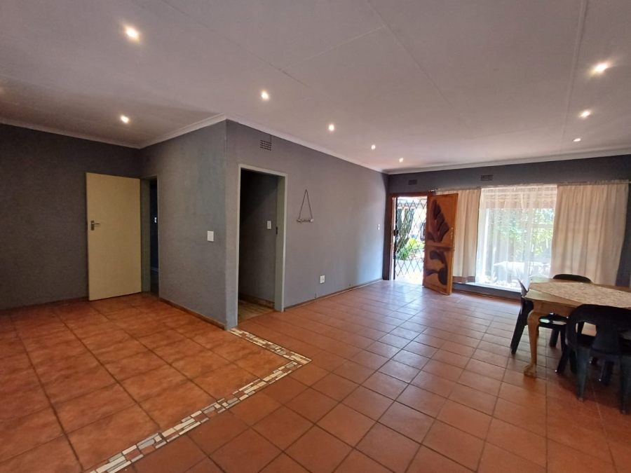 3 Bedroom Property for Sale in Krugersrus Gauteng