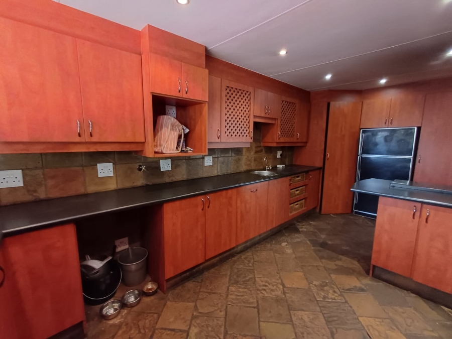 3 Bedroom Property for Sale in Krugersrus Gauteng