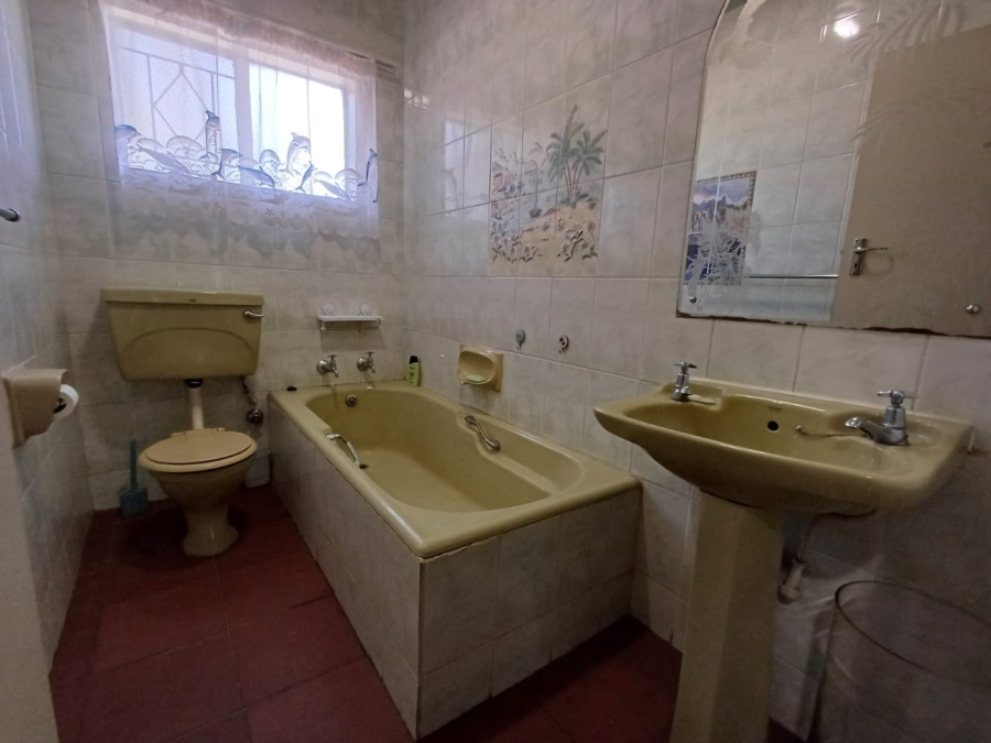 3 Bedroom Property for Sale in Krugersrus Gauteng