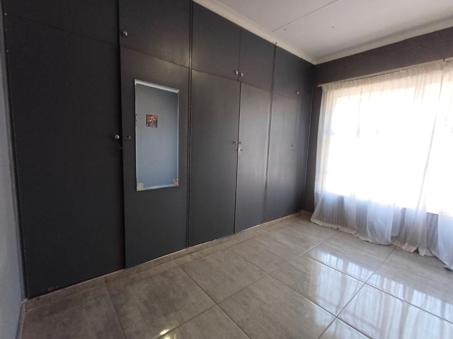 3 Bedroom Property for Sale in Krugersrus Gauteng