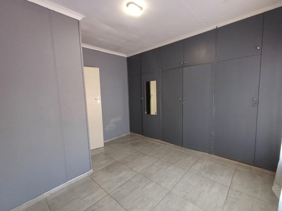 3 Bedroom Property for Sale in Krugersrus Gauteng