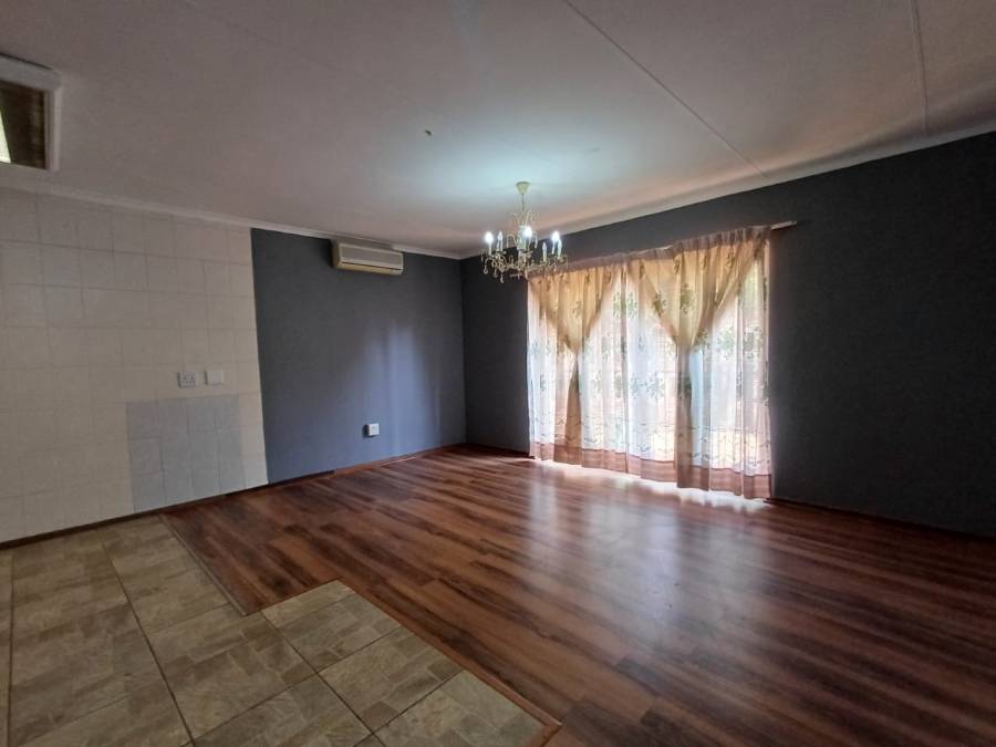 3 Bedroom Property for Sale in Krugersrus Gauteng