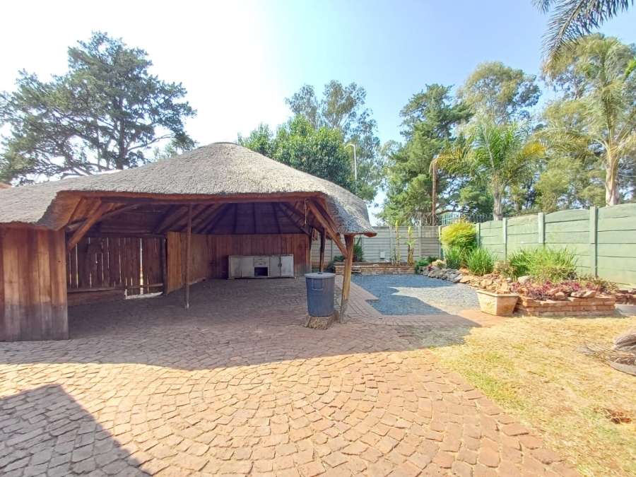3 Bedroom Property for Sale in Krugersrus Gauteng