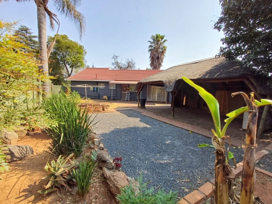 3 Bedroom Property for Sale in Krugersrus Gauteng